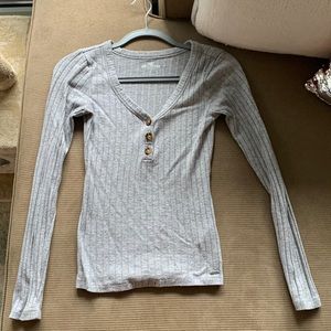 Grey Hollister Henley Long Sleeve Size Small